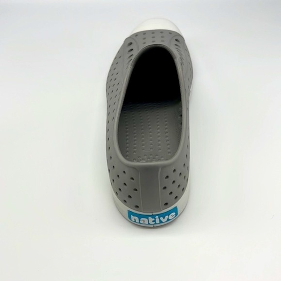 Native - Jefferson Grey And White Lightweight Water Shoe Size M 9 And W11 - Picture 13 of 15